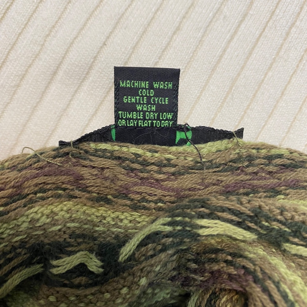 Variable Greens Sweater - Picture 5 of 5